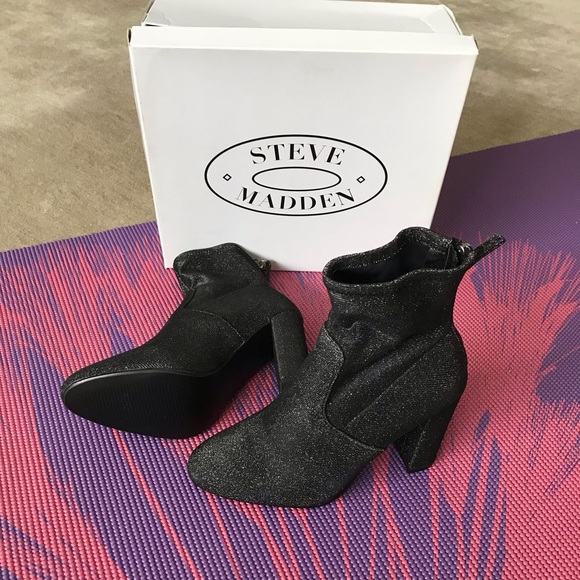 STEVE MADDEN Metallic Boots - Picture 7 of 8